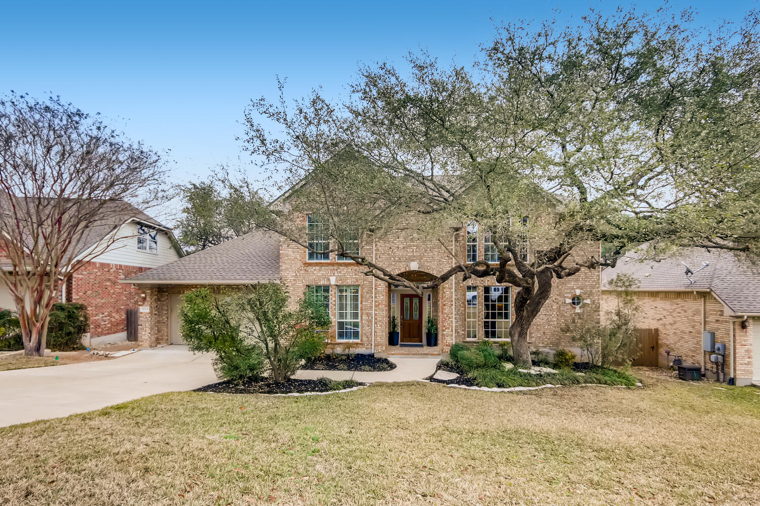 JUST LISTED in Canyon Creek 10121 Brimfield Drive