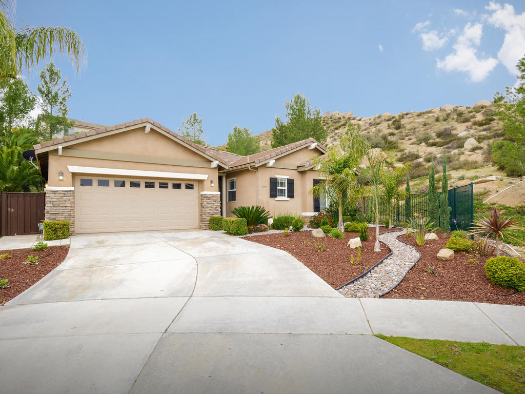 Single Story 3 Bedroom Home for Sale, Canyon Hills