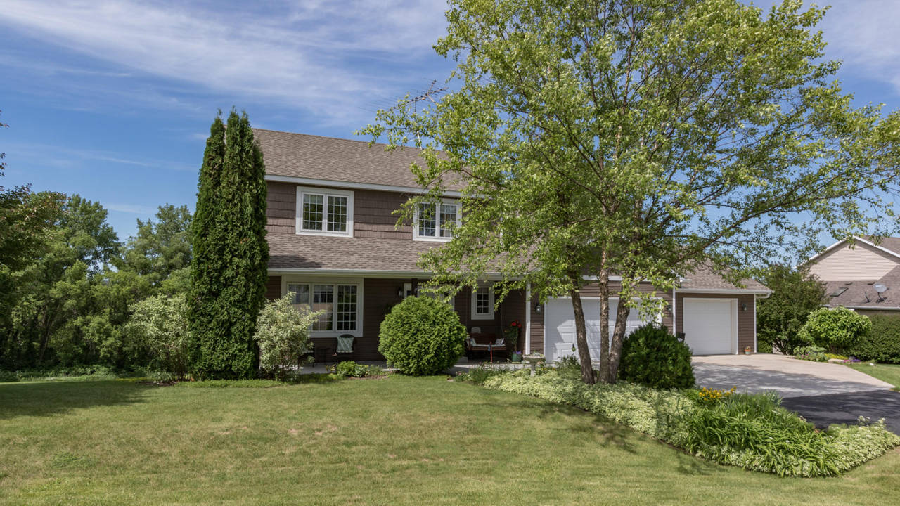 6129_Pagel_Dr_SE_Rochester_MN-MLS_Size-001-1-Front_View-3000x2000-72dpi.jpg
