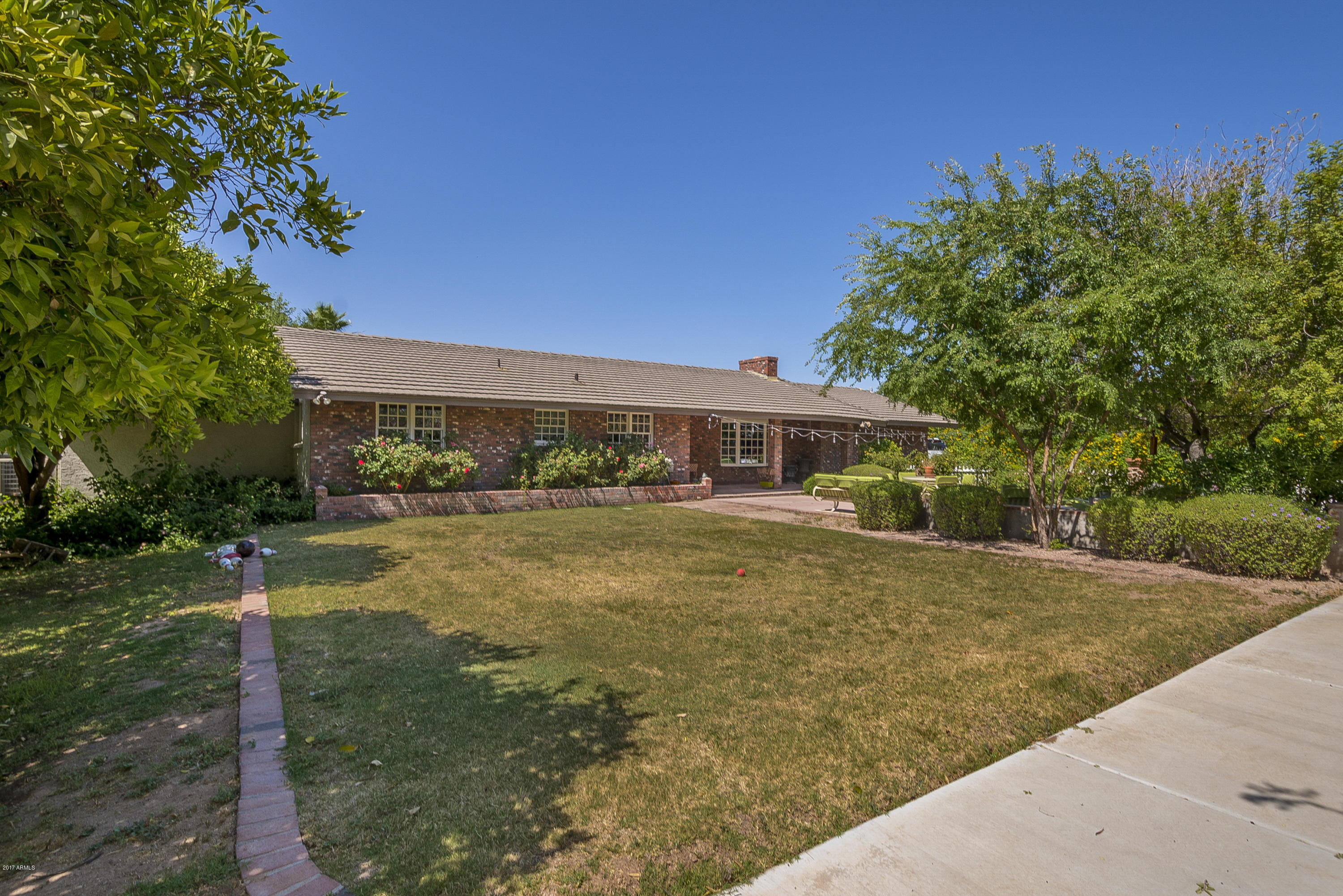 3 Bed 2 Bath Mesa, AZ Custom Home w/ Guest House