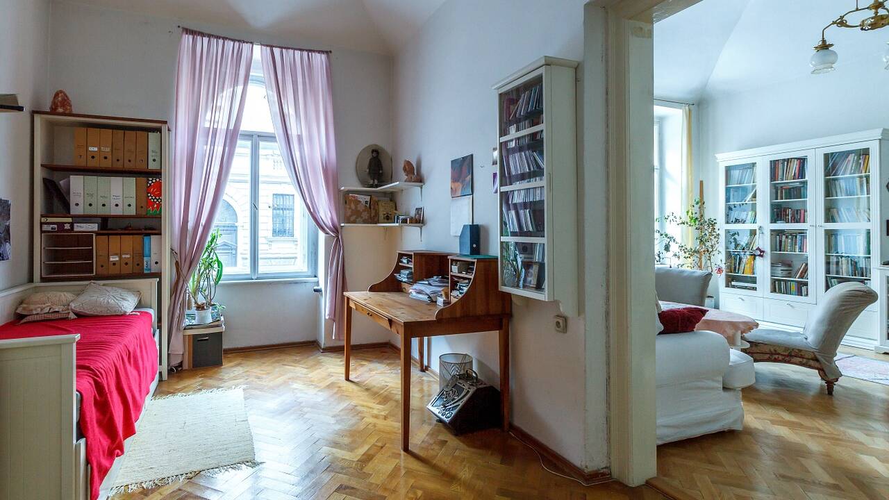 bedroom.jpg