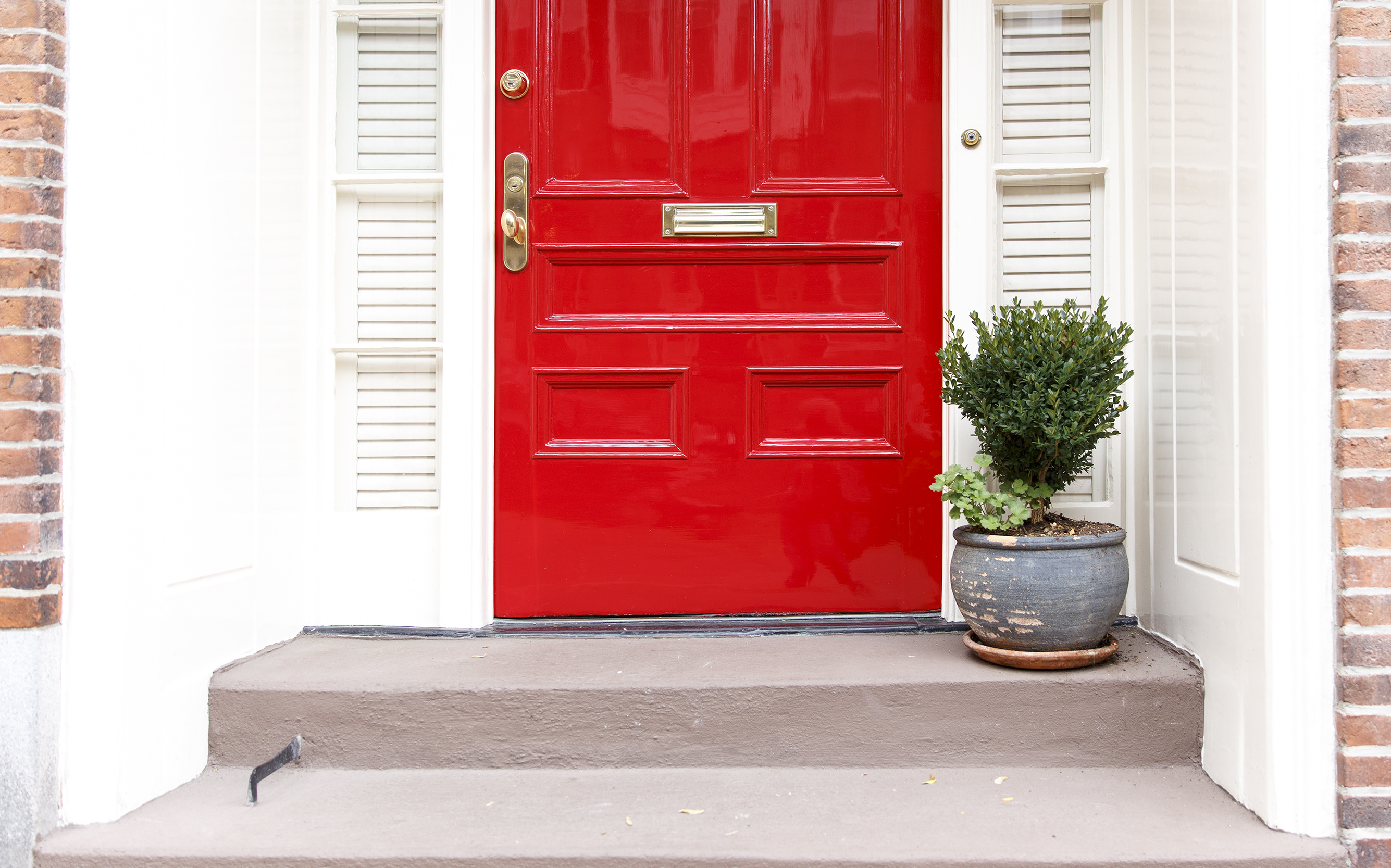 Door Knocking Success Tips for Real Estate Agents