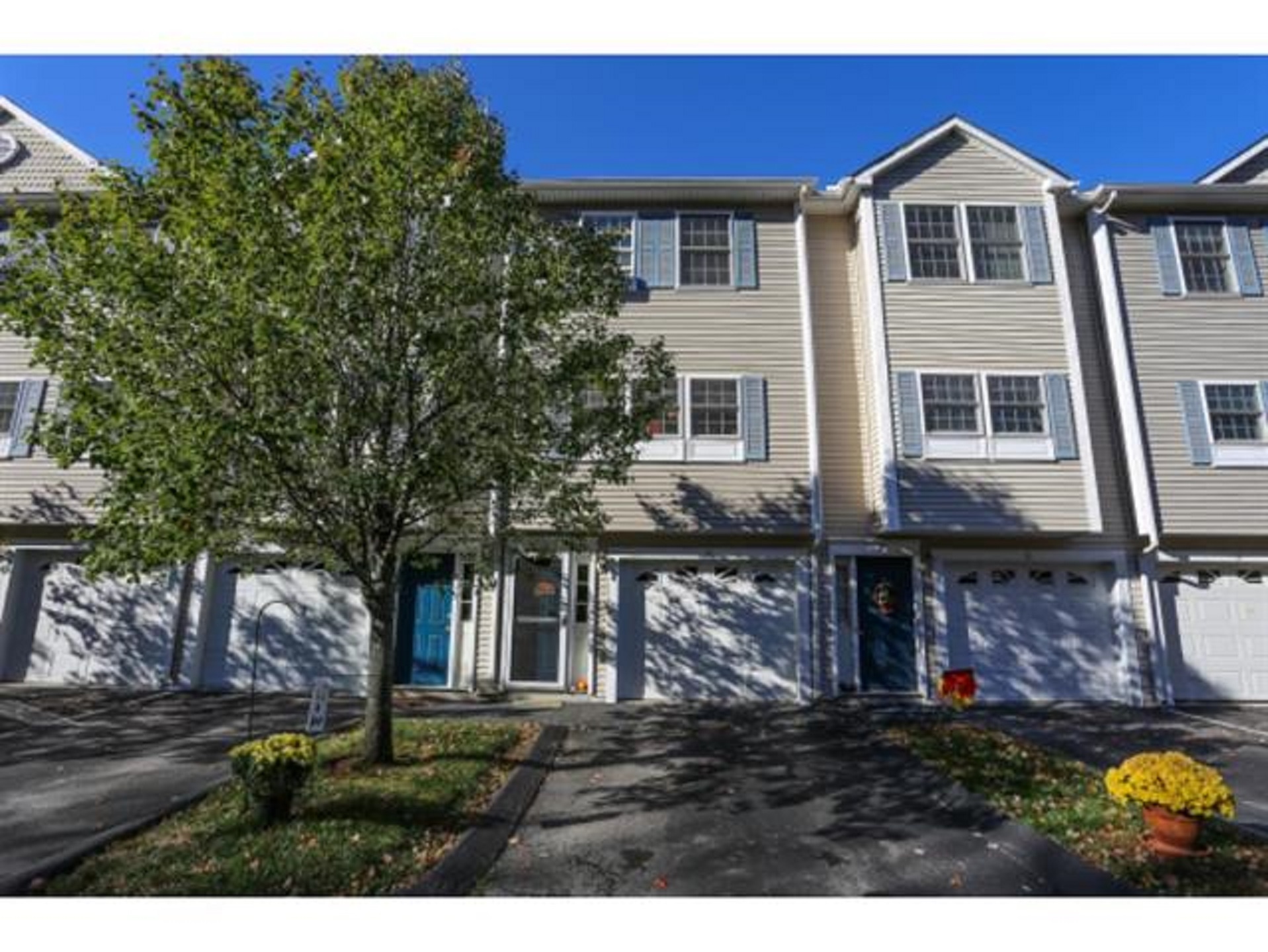 JUST LISTED South Manchester Condominium Newly redone