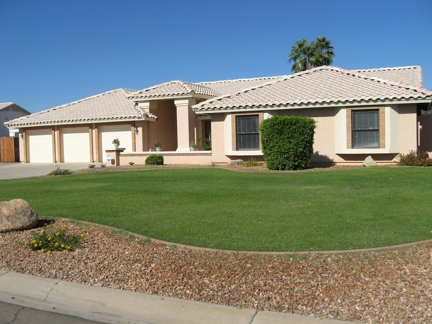 More UPDATED DAILY Phoenix Metro Single Level Homes For