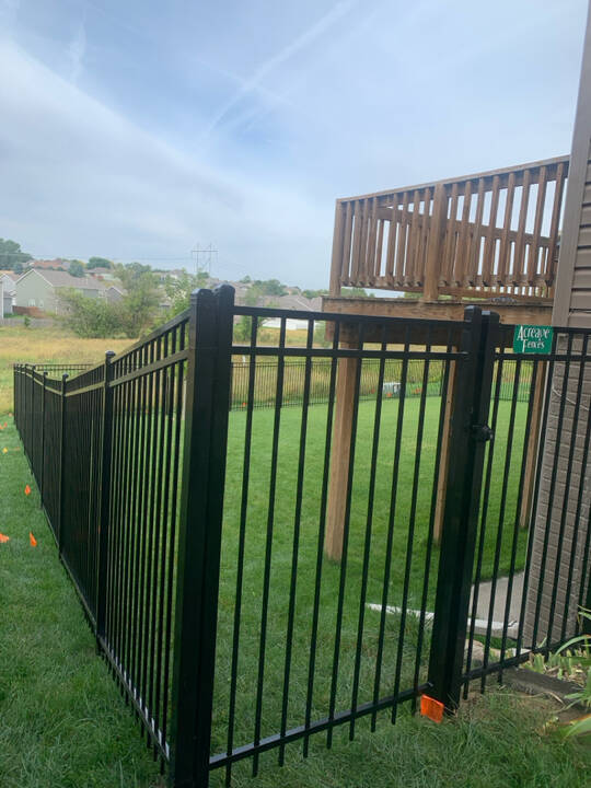 6’_tall_Black_Ornamental_Steel_Fence_with_3_Rails_and_Flat_top_by_Acreage_Fences_in_Omaha__Nebraska..jpg
