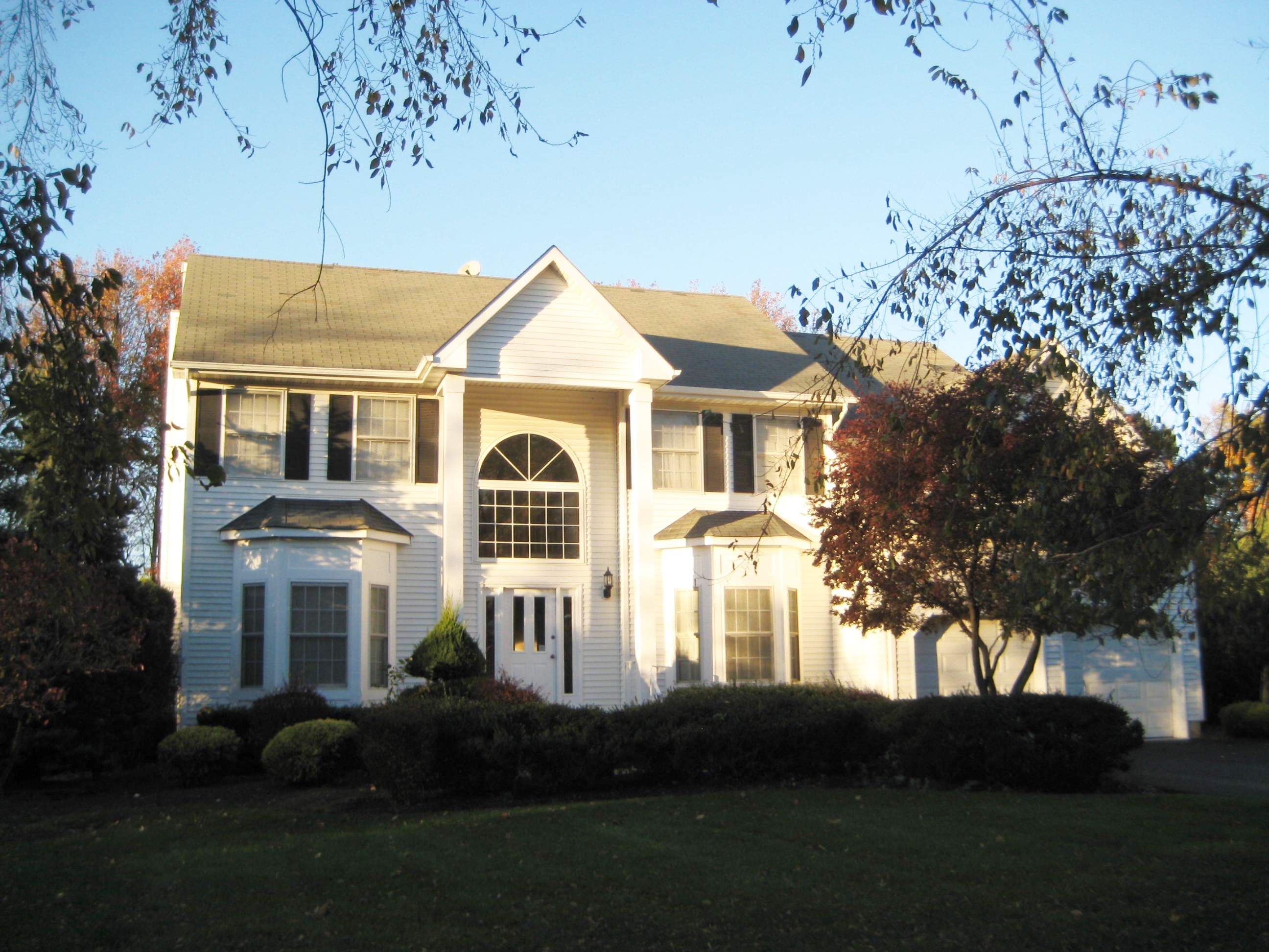 7 Glo Bar Terrace, Manalapan NJ 07726