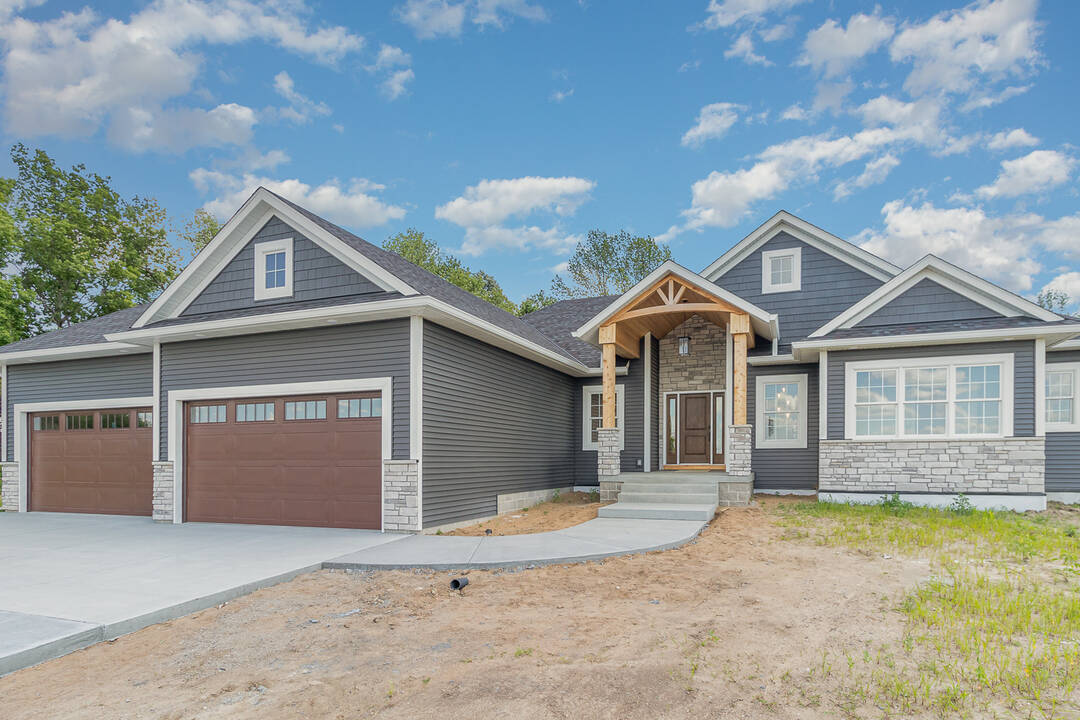 Stunning new construction rambler in Corcoran