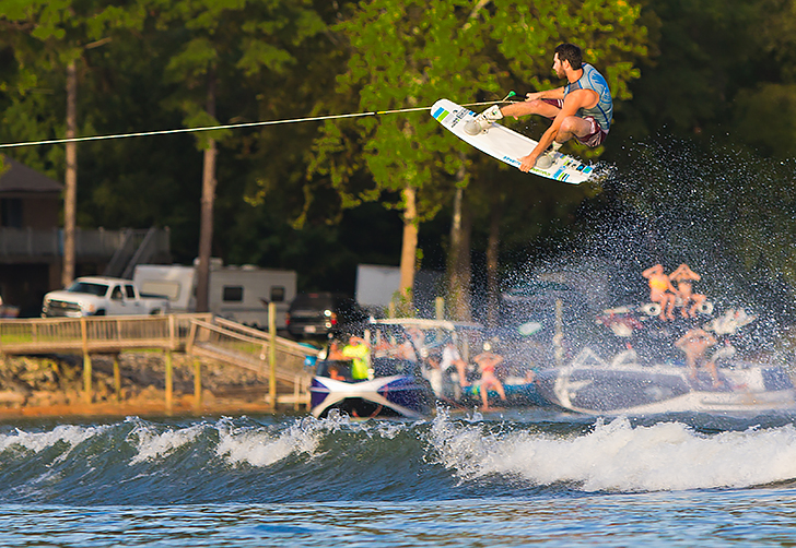 wake-the-lake-2016.jpg