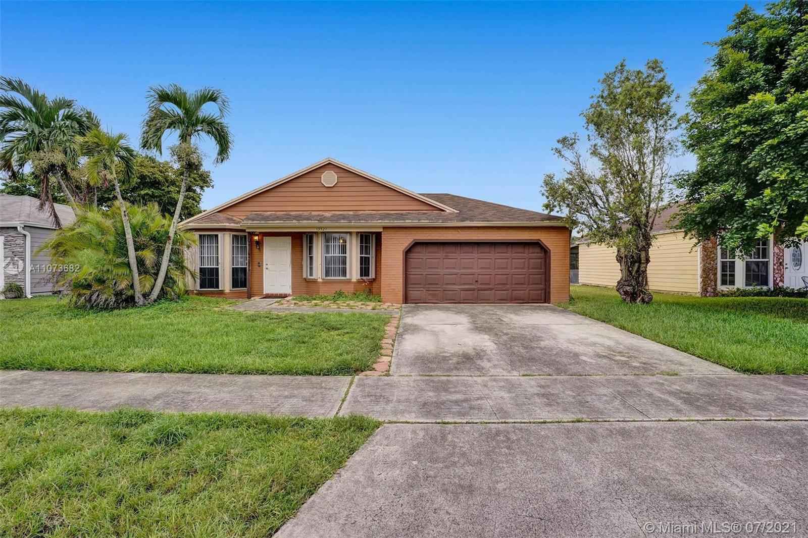 13521 SW 10th Pl, Davie FL 33325 | Home for Sale