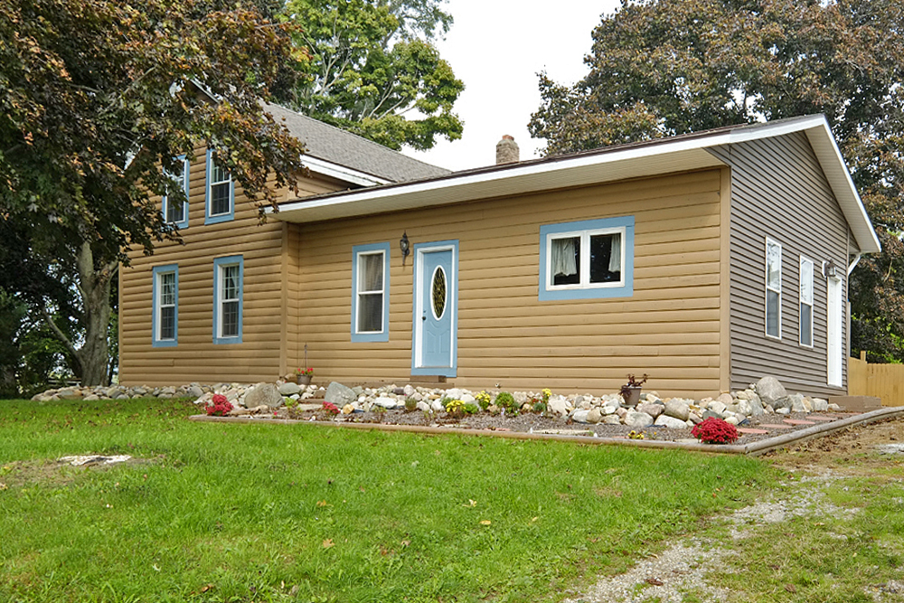 to your next home at 11126 Shavehead Lake St!