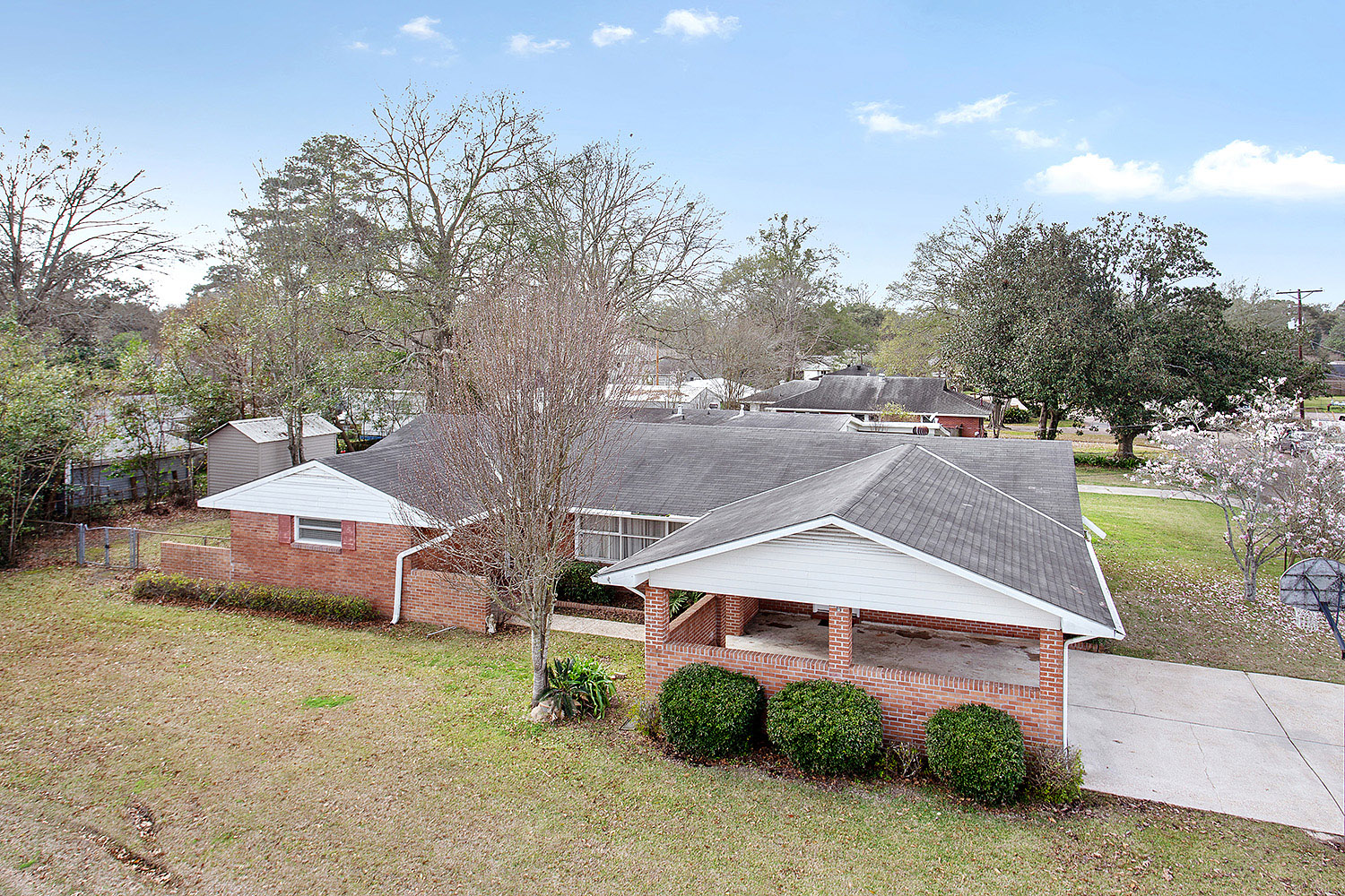 SOUTHDOWNS 4064 Mimosa St