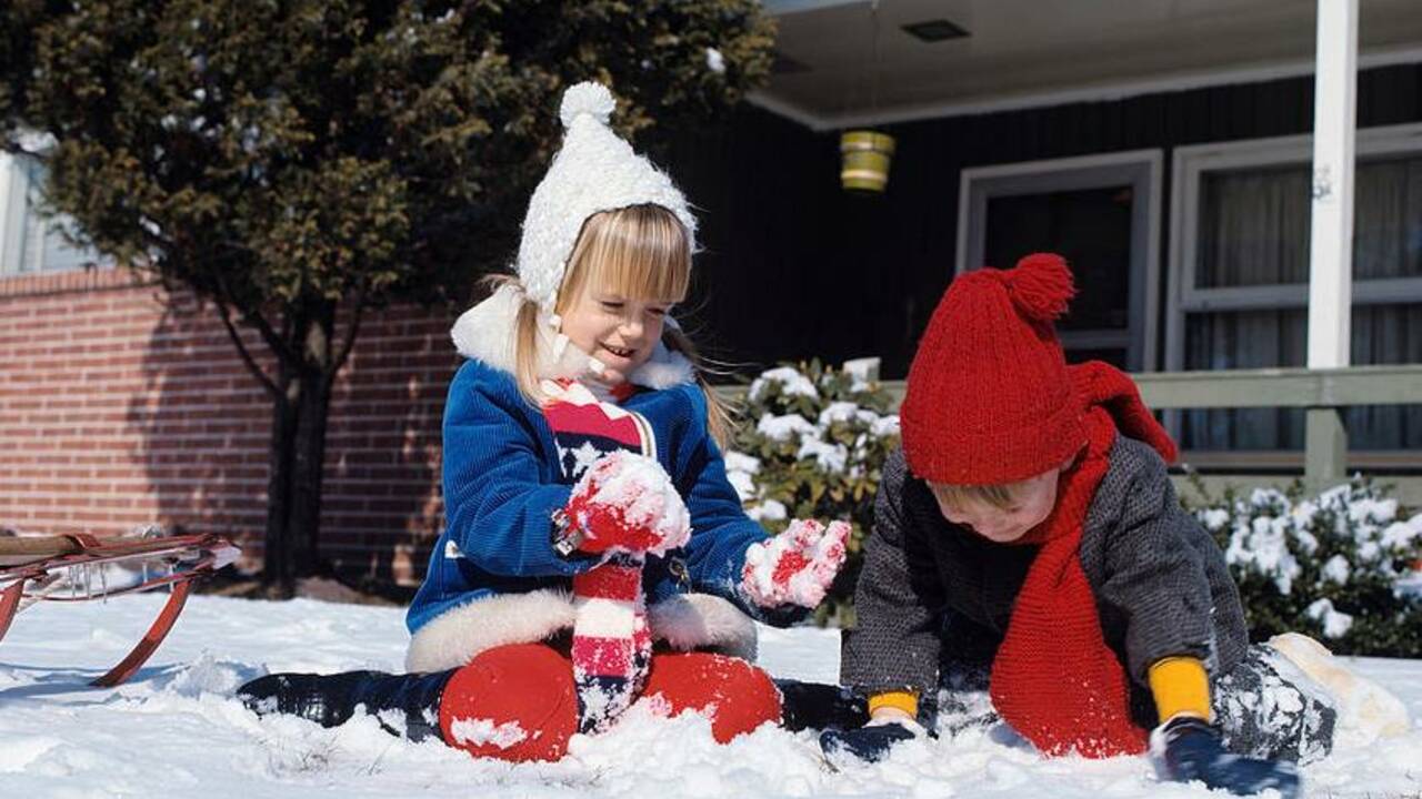 Minnetonka_-_Classic_Winter_Kid_Pic.jpg