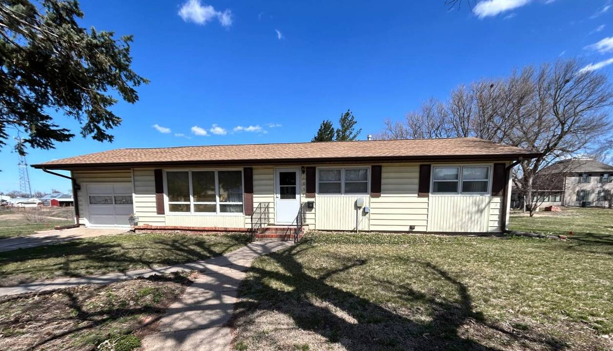 Hey Blue Hill Area! Another Mach1 Realty Listings Has S