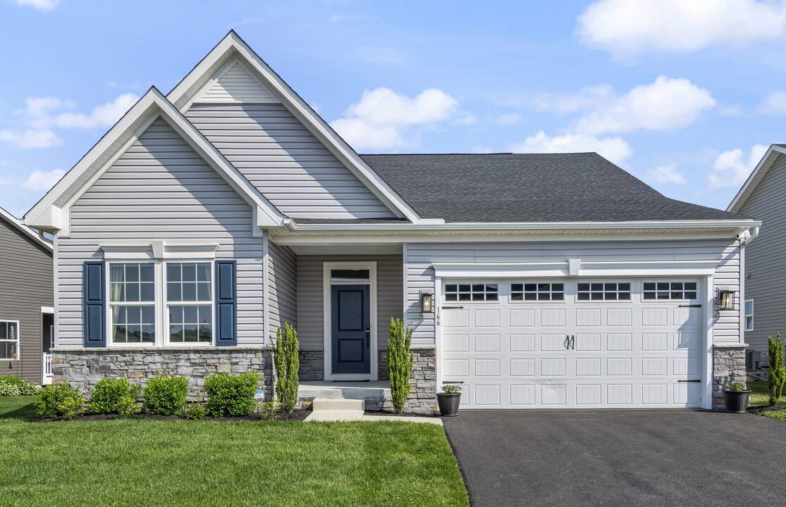 166_Hood_Farm_front_of_house.jpg