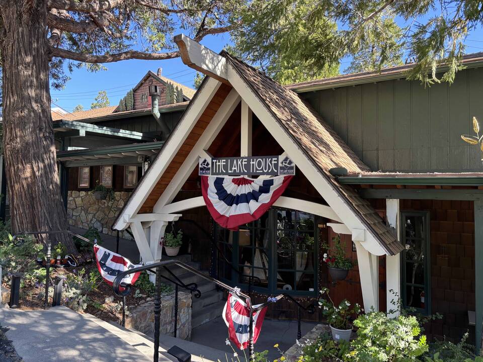 Why_Are_Their_So_Many_Homes_For_Sale_In_Lake_Arrowhead_CA_.jpg
