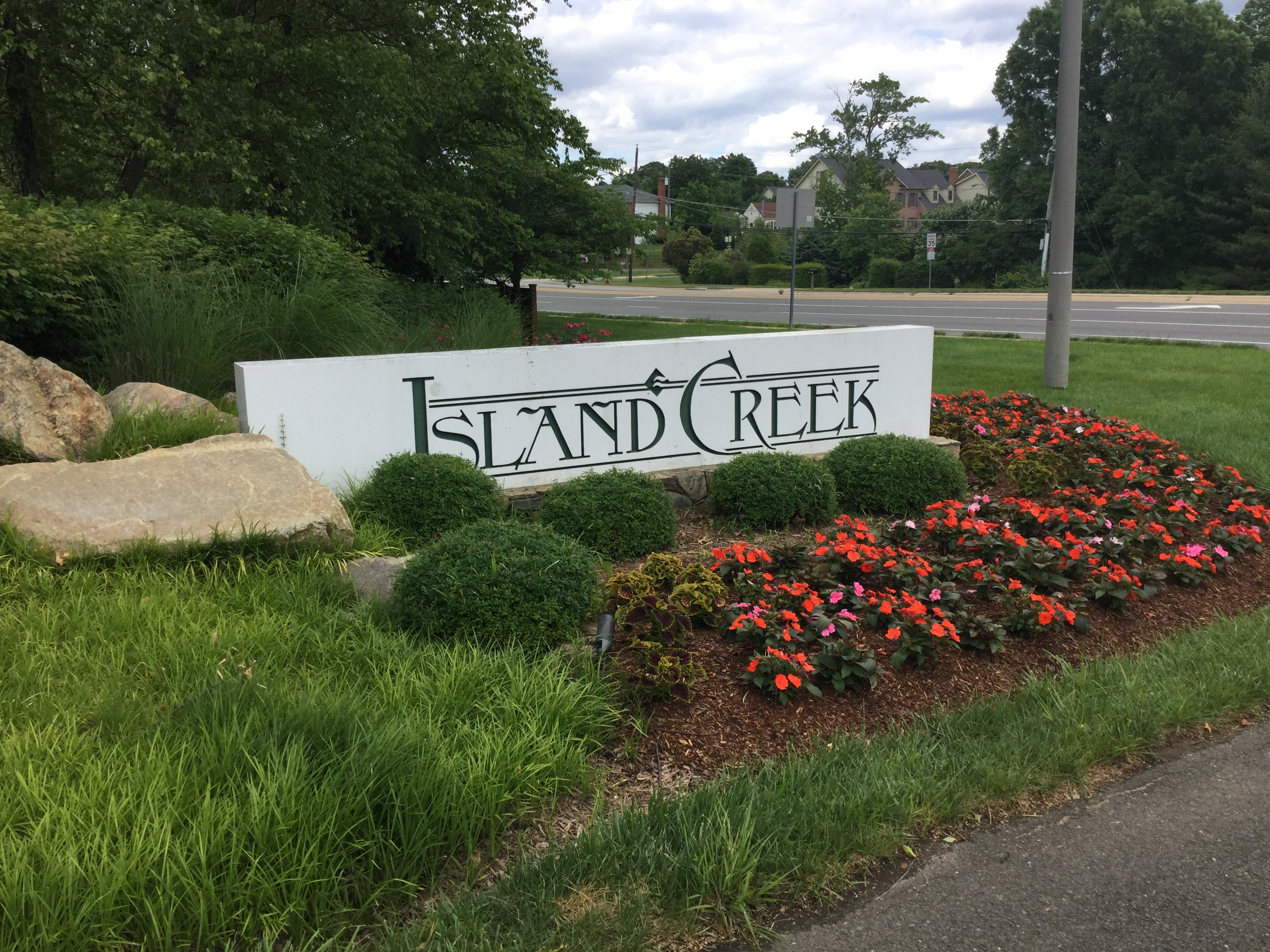 Island Creek in Alexandria, Virginia 22315 Market Upd
