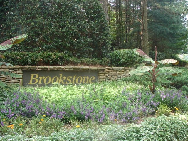 Brookstone - Cary NC Premier Neighborhood