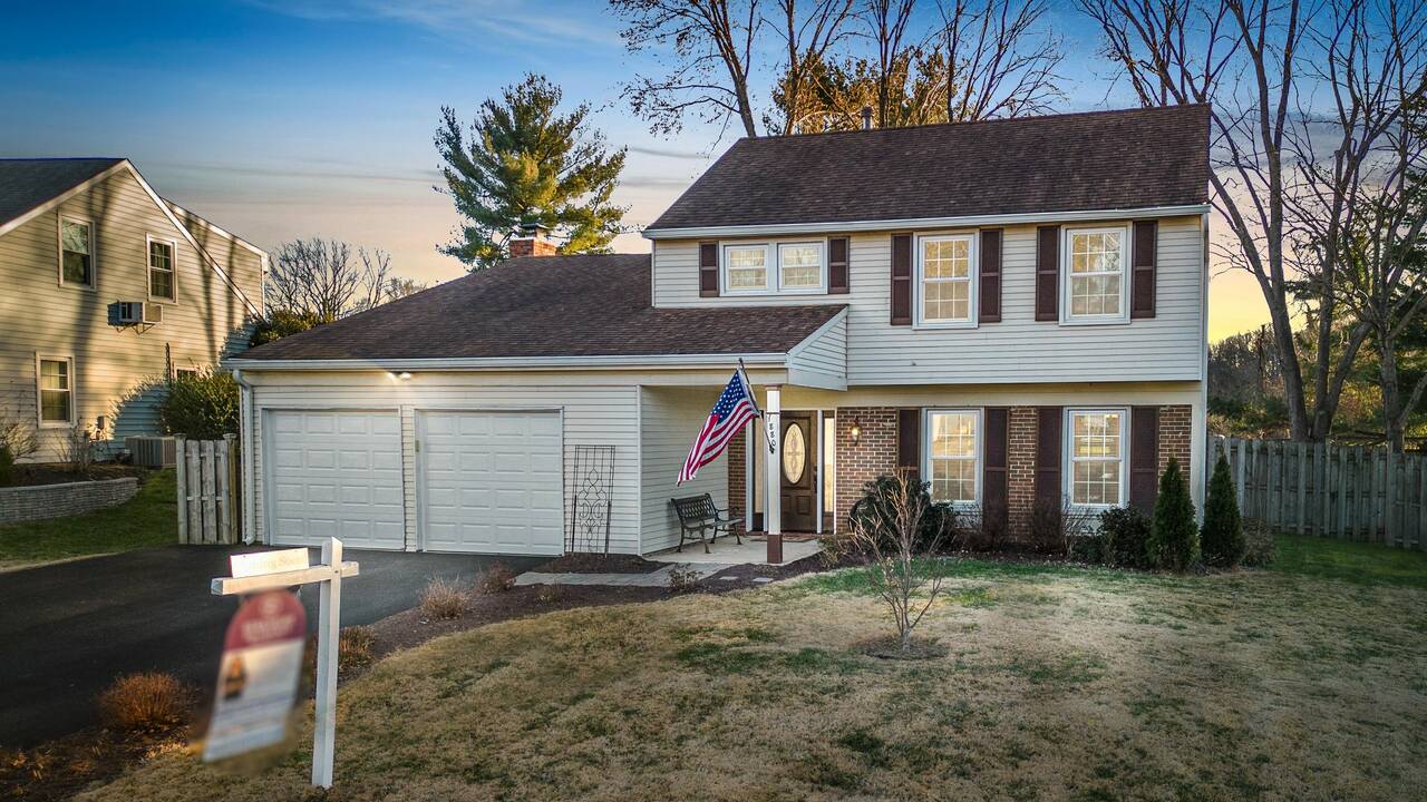 1-web-or-mls-01._1880_Harcourt_Ave.jpg