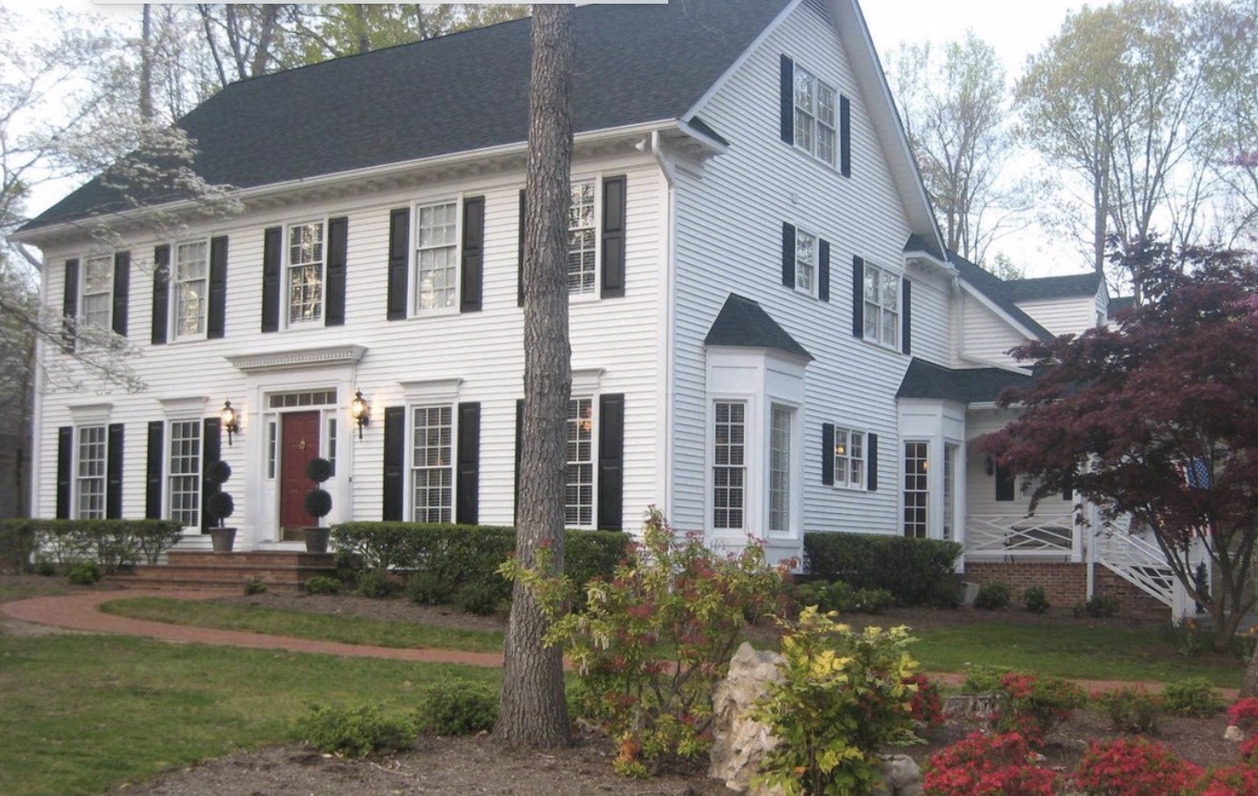 Exterior_Photo-_7001_pebble_ln.jpg