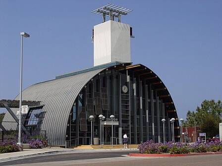 Solana_Beach_train_station.jpg