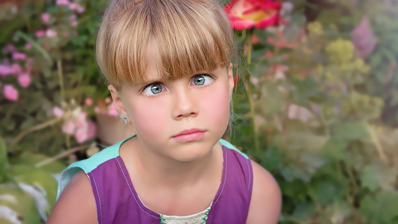 person-947709_1920.jpg
