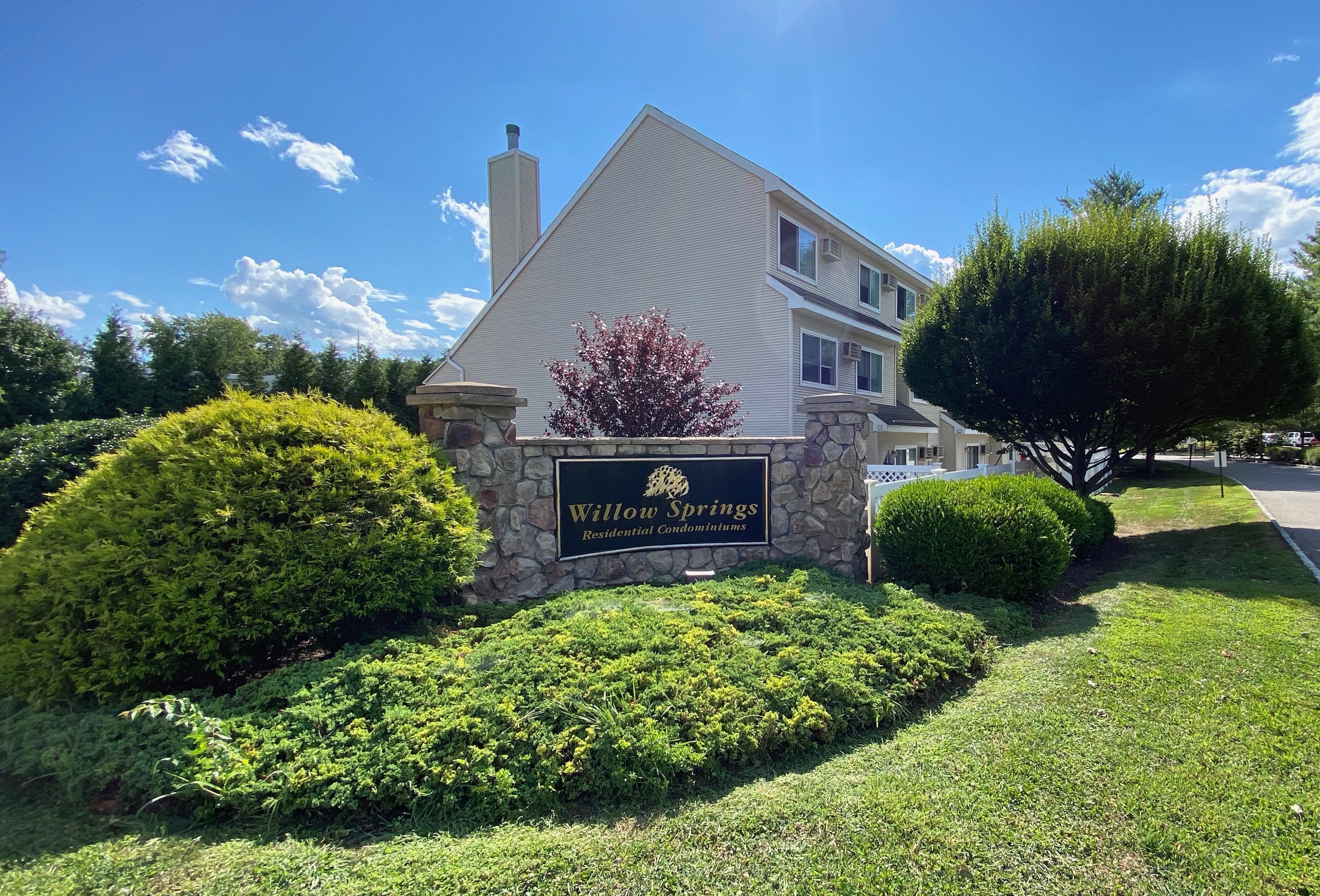 For Sale 56 Willow Springs New Milford CT 06776