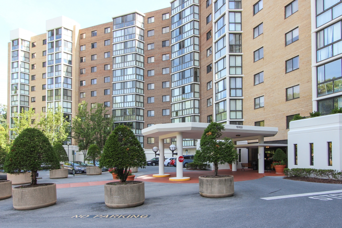 Sold in Leisure World Maryland Condo at 15100 Interlach