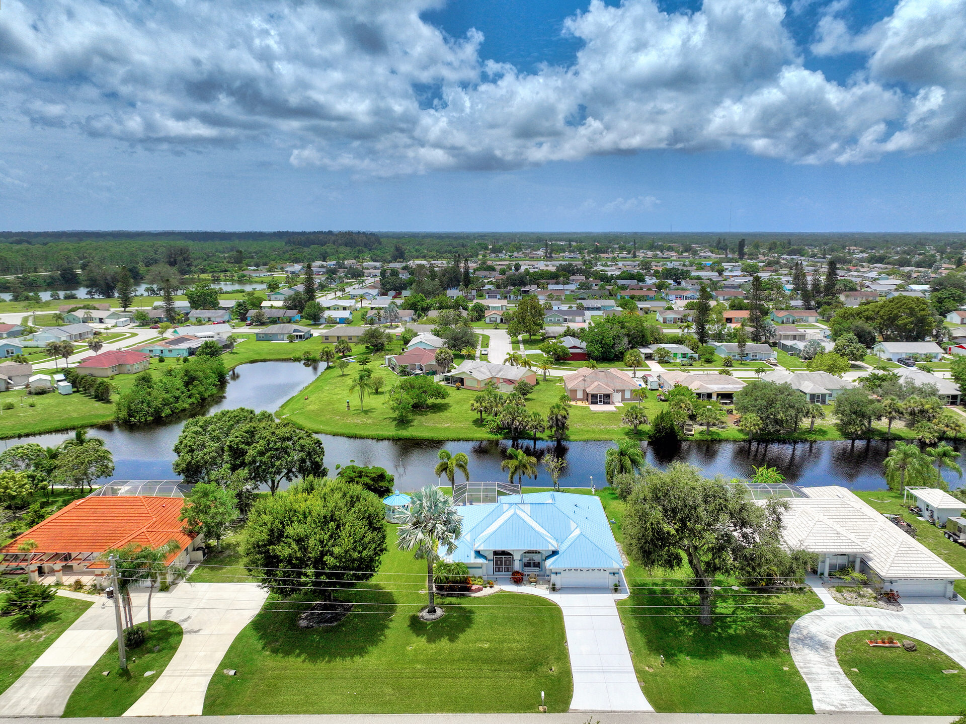 Spectacular Gulf Cove waterfront pool home!