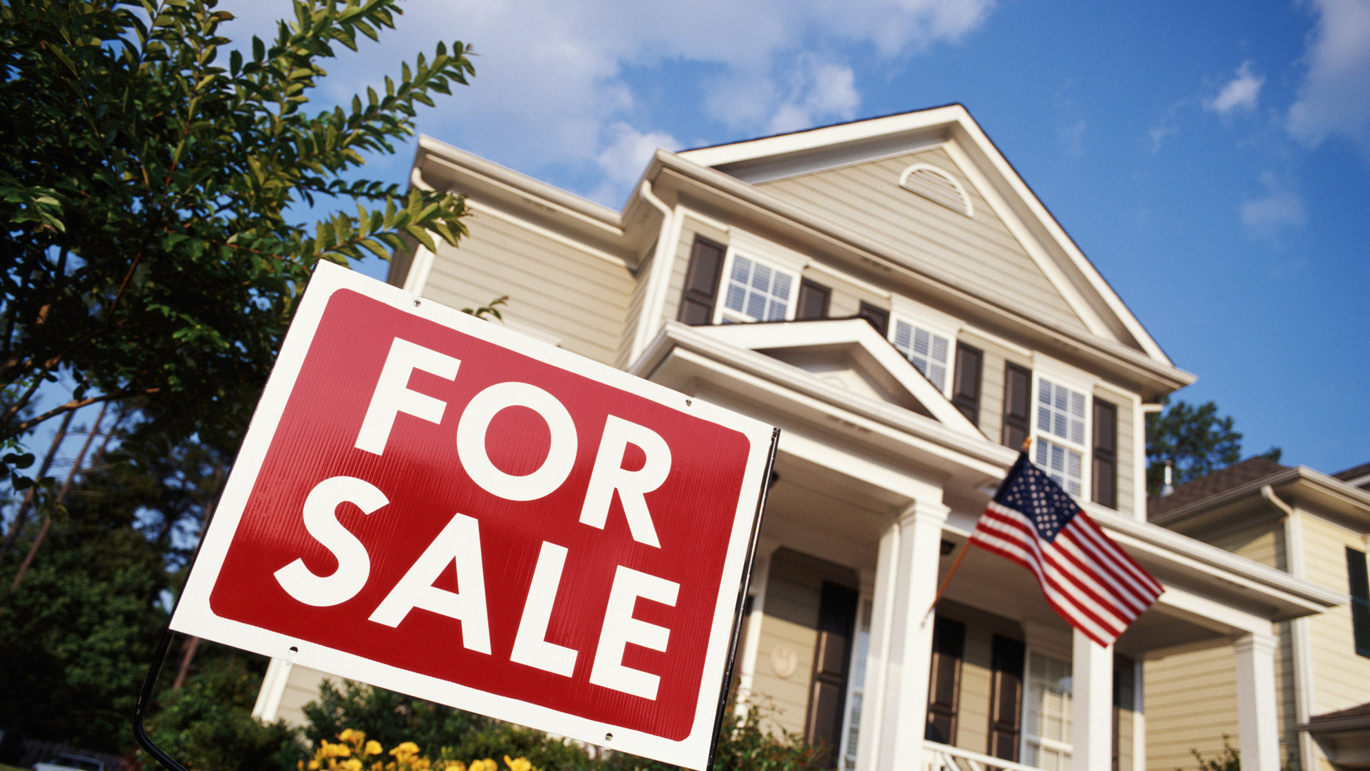 sell-house-above-market-_Flag_-_Sign.jpg