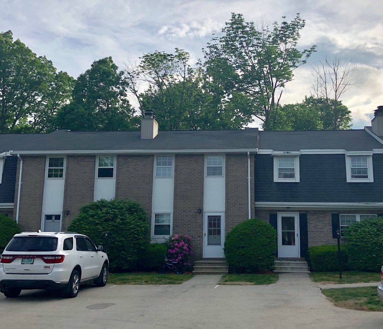 NEW LISTING a Londonderry NH Condominium For Sale