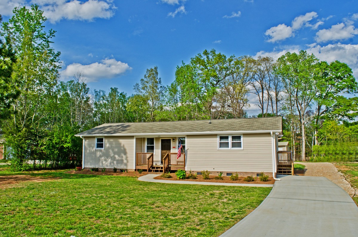 628 Jonesville Road Simpsonville SC 29681