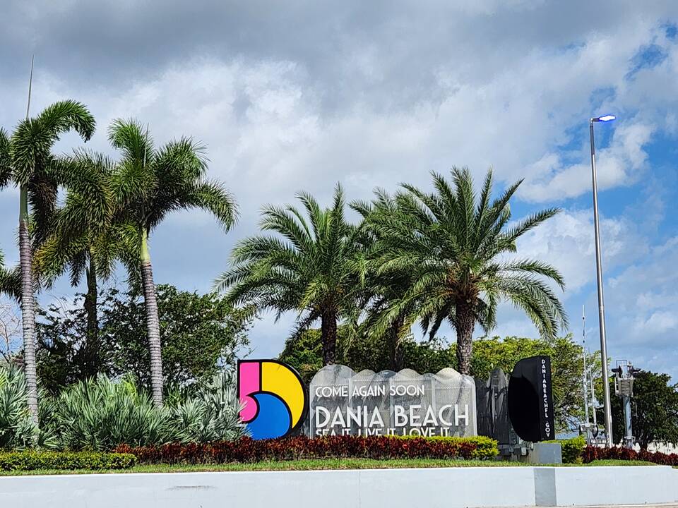DaniaBeach.jpeg.jpg