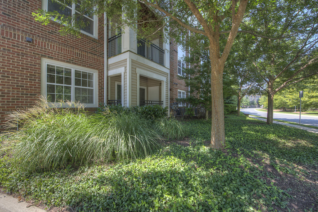 Bryson 12956 Centre Park Circle, 113 For Sale By 124