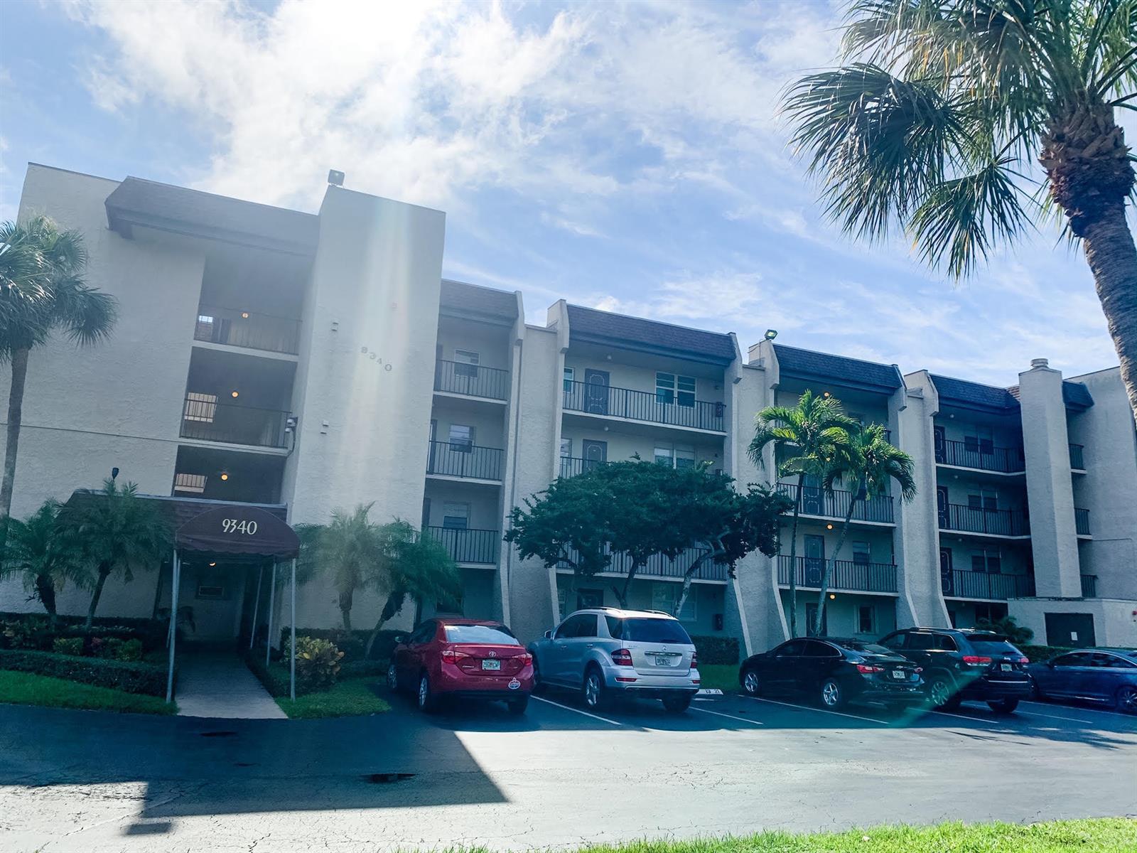A 2 Bed/2 Bath Pine Island Ridge Condo SOLD in Davie