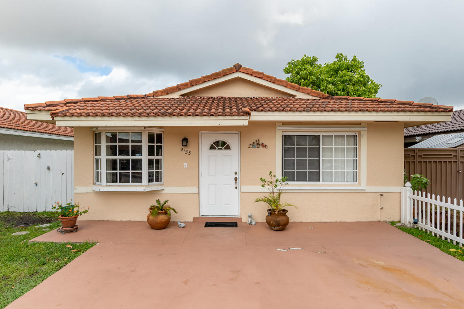 Spacious 3/2 One Story Home FOR SALE in Hialeah Gardens