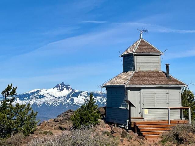 Black_Butte_2.jpg