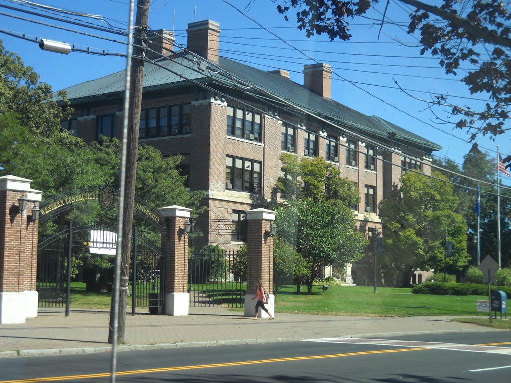 Relocating To Danbury,CT What To Know& Expect